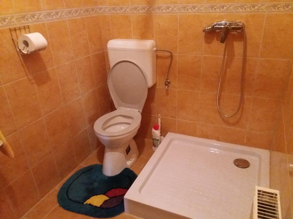 Orbán vendégház Casa de hóspedes Kovagoors Exterior foto